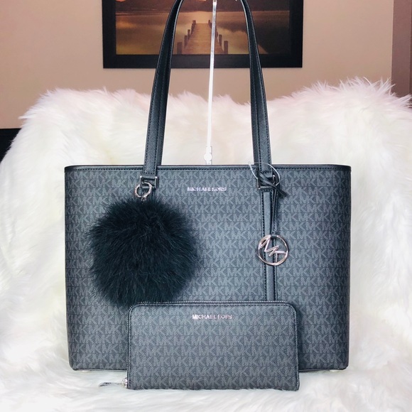 Michael Kors Handbags - 3PCS Michael Kors Large Sady Tote Wallet Charms